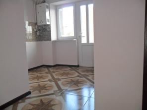 Продаю в Аване, Ачаряна  , 3эт.кам./дома, на против Мрамори ашхар.