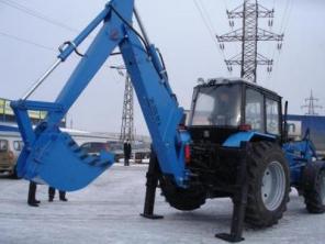 Экскаватор-погрузчик на базе трактора МТЗ-82.1