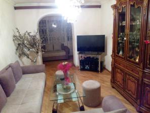 Oravarcov, Daily rent apartment, Сдаётся посуточно, naev 1 orov oravardzov