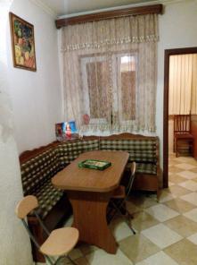 Oravarcov, Daily rent apartment, Сдаётся посуточно, naev 1 orov oravardzov